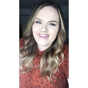 Meet your Posher, Kelsey